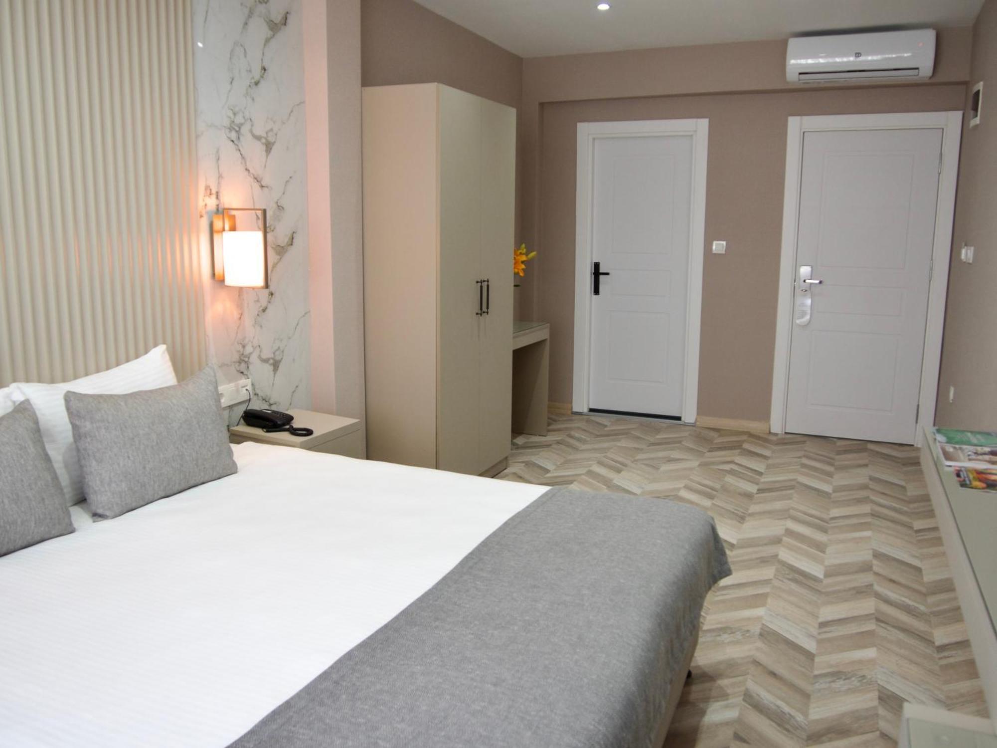 The Roomy Hotel Nisantasi Istanbul Exterior photo