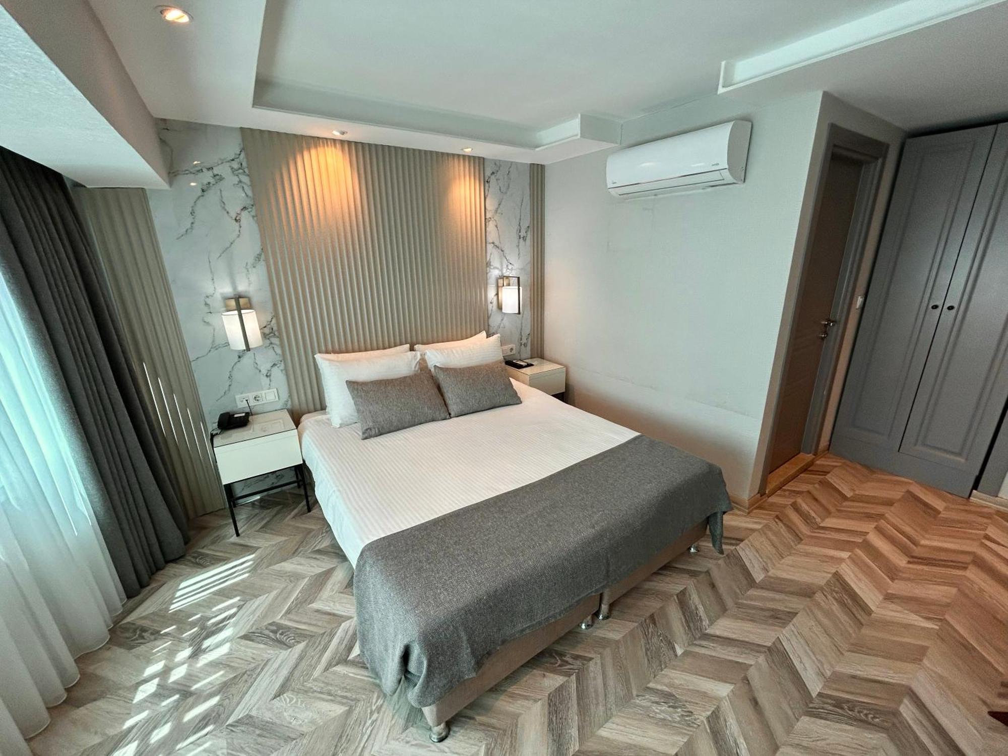 The Roomy Hotel Nisantasi Istanbul Exterior photo